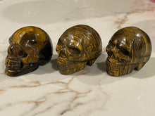 Load image into Gallery viewer, Crystal Skulls (2&quot;)
